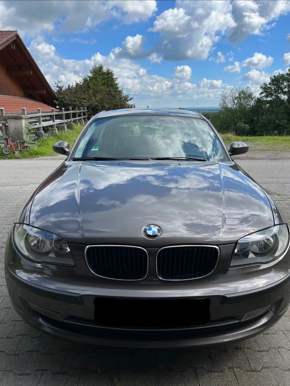 BMW 118 173.447 km 4.900 € Bad Feilnbach 83075