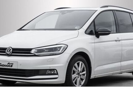 VW Touran 26.030 km 37.989 € Bonn 53227
