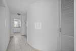 WINDISCH - Lichtdurchflutete, moderne 2-Zimmerwohnung mit hochwertiger EBK in kleiner Wohnanlage!