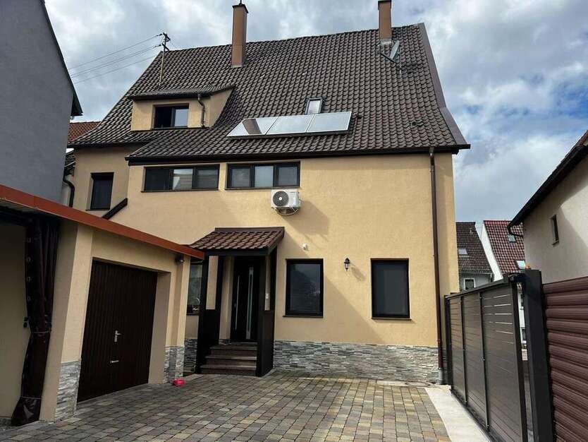Haus zum Kaufen in Empfingen 399.000 € 320 m²