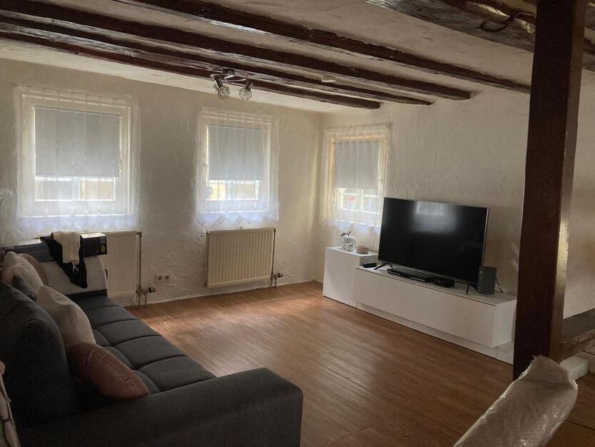 Von privat: 1 12 Zimmerwohnung in historischem Haus in Esslingen zimmer