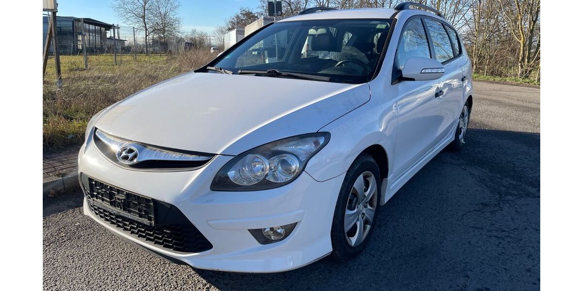 Hyundai i30 108.000 km 2.999 &euro; Hockenheim 68766