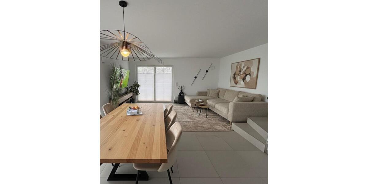 Vermietung Reihenhaus - Mitte 5 zimmer