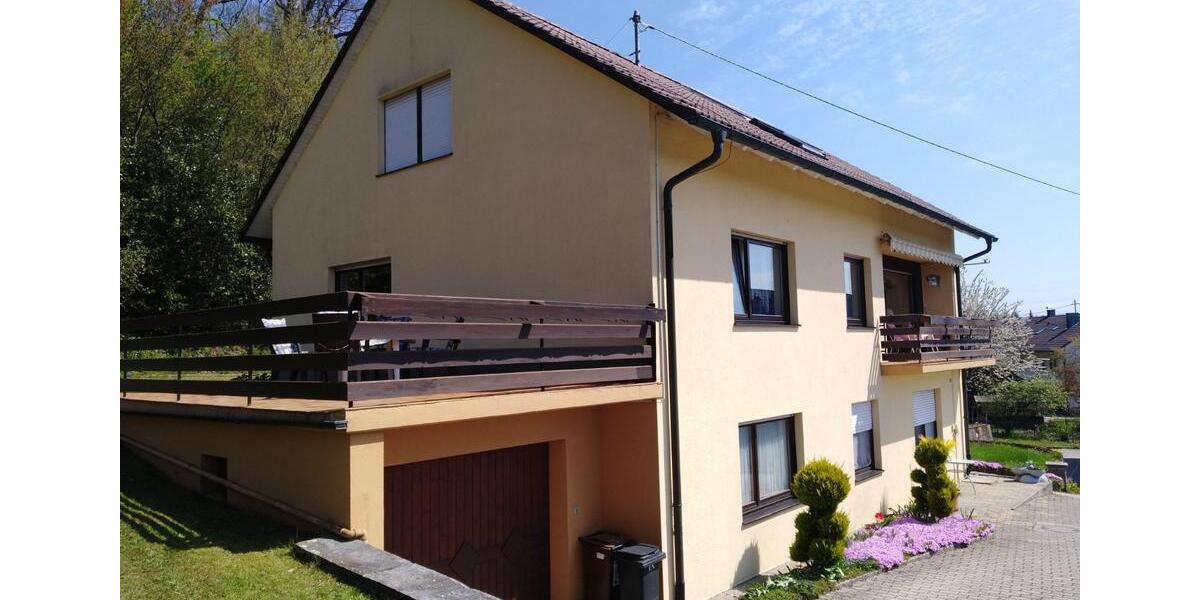 Mehrfamilienhaus mit großem Grundstück zimmer