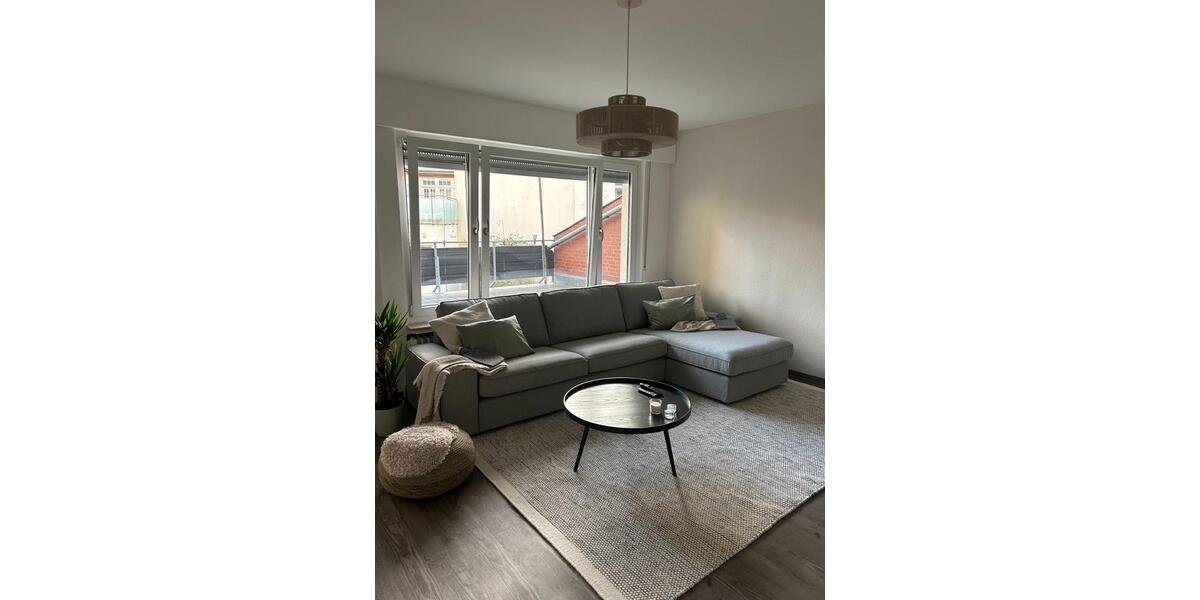 Dachgeschoßwohnung Osnabrück - 3 Zimmer, 100 m&sup2;, 1.100&euro; | Angebot:26660329