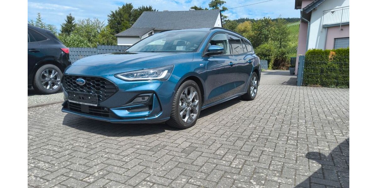 Ford Focus 11.600 km 20.480 &euro; Veldenz 54472