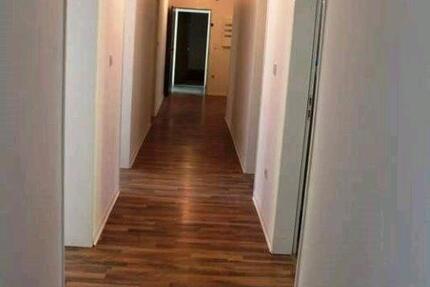 Wohnung Pirmasens - 6 Zimmer, 130 m&sup2;, 750&euro; | Angebot:26412986