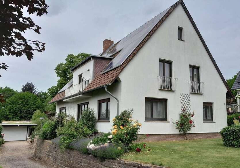 Haus zum Kaufen in Bückeburg 459.000 € 245 m²