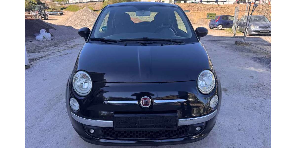 Fiat 500 138.407 km 3.499 &euro; Stuttgart 70376