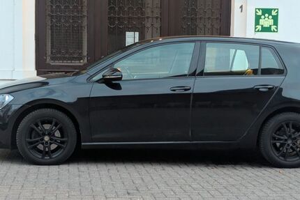 VW Golf 124.000 km 9.750 &euro; Wohltorf 21521