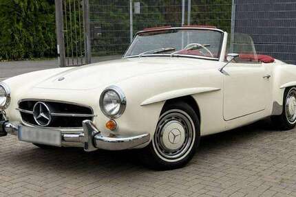 Mercedes-Benz 190 8.062 km 56.700 &euro; Aachen 52068