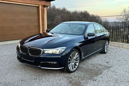BMW 730