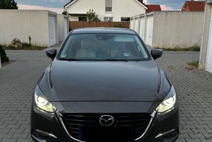 Mazda 3 154.980 km 14.900 € Mainz 55129