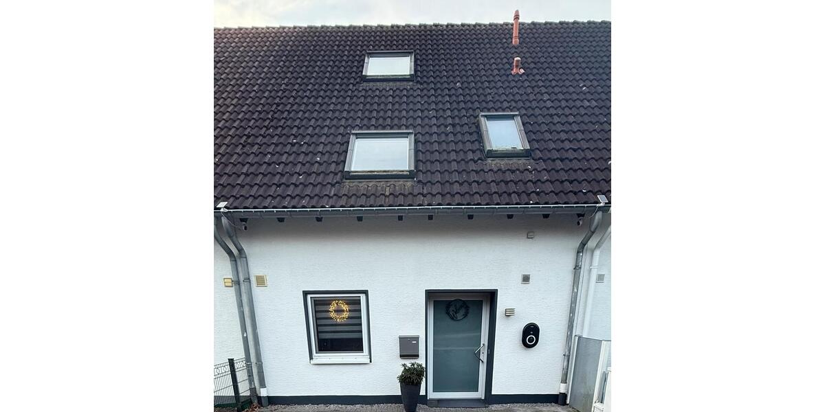 Reihenhaus Lüdenscheid Staberg - 5 Zimmer, 130 m&sup2;, 2.000&euro; | Angebot:25563053