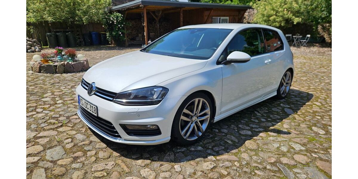 VW Golf 120.000 km 11.800 &euro; Niestetal 34266