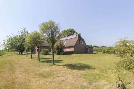 Haus Scholen - 9 Zimmer, 238 m&sup2;, 199.000&euro; | Angebot:27086980
