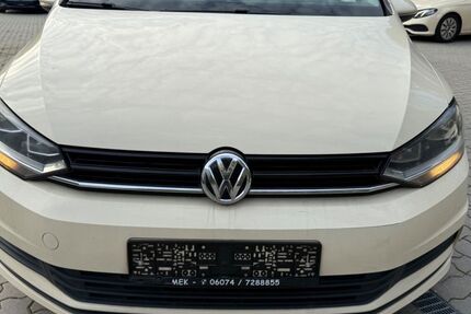 VW Touran 378.650 km 8.450 € Witzhave 22969