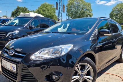 Ford Focus 130.000 km 5.990 &euro; Freiburg 79111