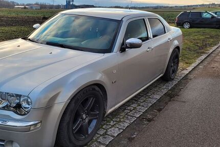 Chrysler 300C 235.000 km 8.880 &euro; Bergheim bei Neuburg an der Donau 86673