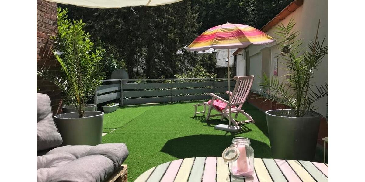 Idyllisches EFH mit großem Garten und Pool (Kauf möglich) 7 zimmer