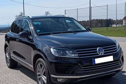 VW Touareg 88.500 km 27.900 € Waldbrunn 69429