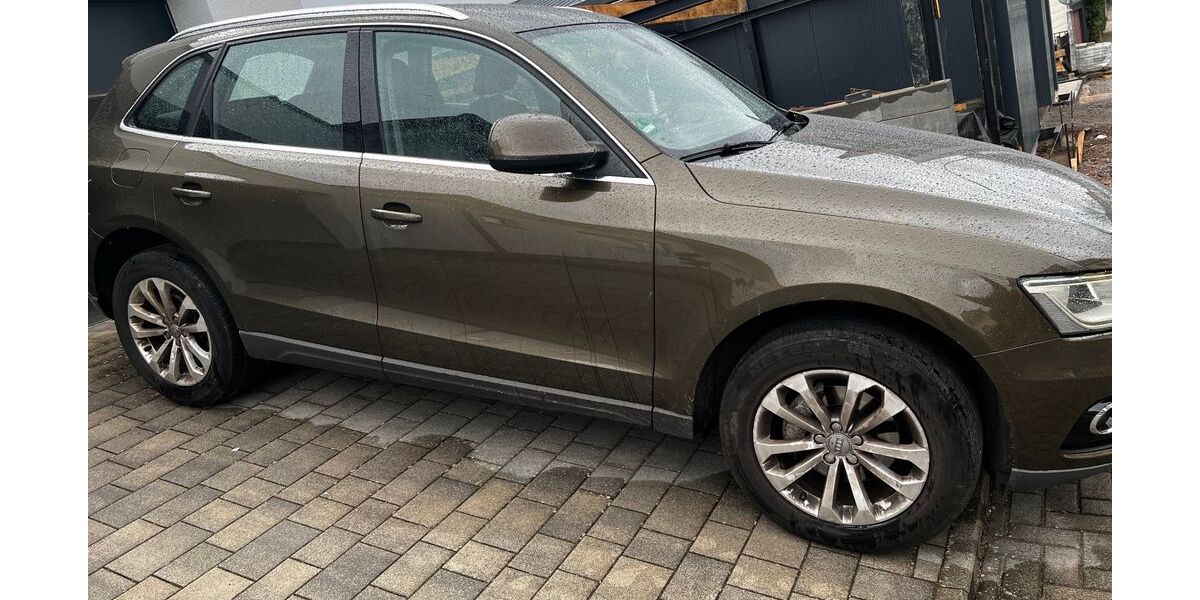 Audi Q5 182.000 km 12.555 &euro; Dudweiler 66125