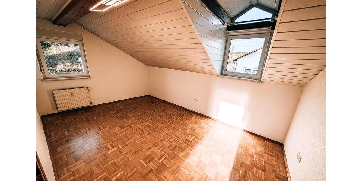 Moderne + Zentrale 114qm 4,5 Zimmer Wohnung in Kaiserslautern 4.5 zimmer