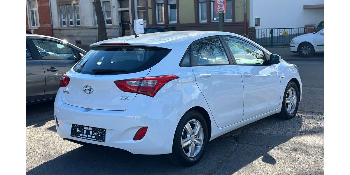 Hyundai i30 200.000 km 6.990 &euro; Ludwigshafen 67059