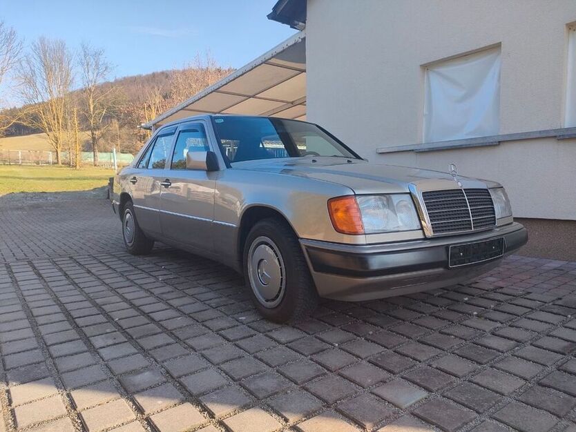 250