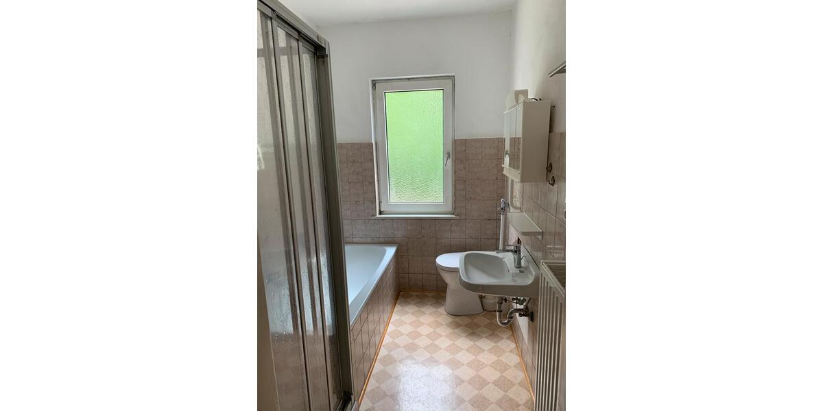 Einfamilienhaus Schmallenberg - 8 Zimmer, 200 m&sup2;, 219.000&euro; | Angebot:27070760