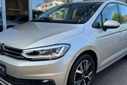 VW Touran 69.999 km 28.450 &euro; Bocholt 46397