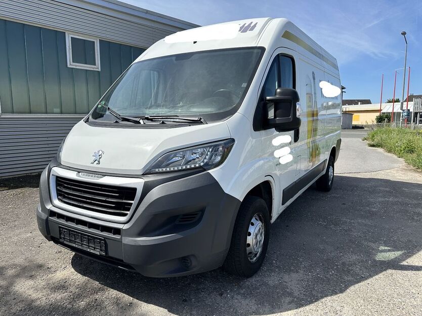 Peugeot Boxer 229.000 km 7.990 € Paderborn 33100