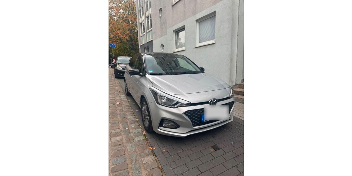 Hyundai i20 96.000 km 9.000 &euro; Aachen 52072