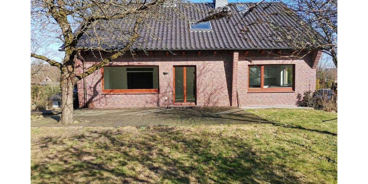 Einfamilienhaus Buxtehude - 5 Zimmer, 180 m&sup2;, 2.200&euro; | Angebot:25800824