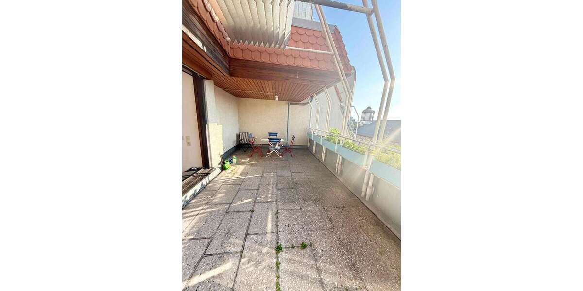 Quadrate nähe Uni Gepflegte 2 ZKB DG-Wohnung mit Terrasse TG Stellplätze inkl. - Dachgeschoßwohnung Mannheim | Angebot:21539839