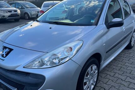 Peugeot 206 95.000 km 3.500 &euro; Beselich- Obertiefenbach 65614