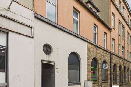 Haus Bremerhaven / Geestemünde Geestemünde - 6 Zimmer, 140 m&sup2;, 1.300&euro; | Angebot:26781171