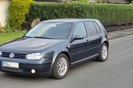 VW Golf 159.000 km 5.500 &euro; Jever 26441