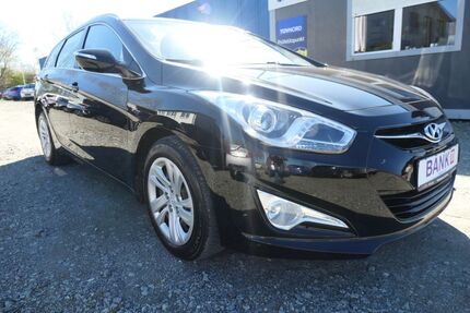 Hyundai i40 190.000 km 7.300 &euro; Leer 26789