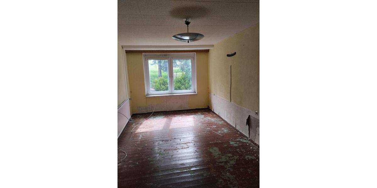 Einfamilienhaus Nossen - 6 Zimmer, 184 m&sup2;, 171.000&euro; | Angebot:26331355