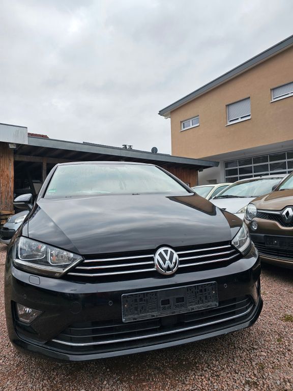 VW Golf Sportsvan 153.000 km 9.800 € Steinen 79585