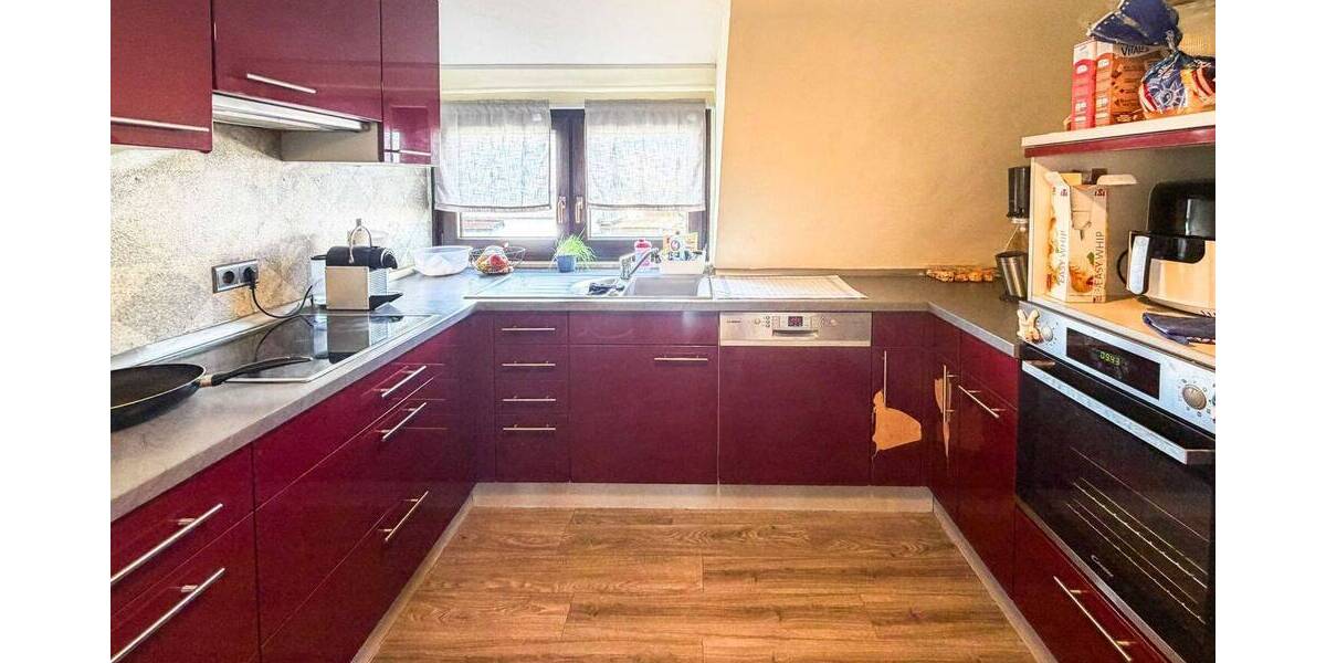 Mehrfamilienhaus, Wohnhaus Röttenbach - 8 Zimmer, 240 m&sup2;, 565.000&euro; | Angebot:26657820