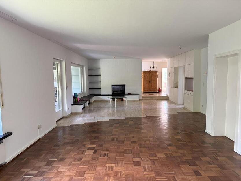 Stilvoller Bungalow mit Garten in ruhiger Lage zur Miete 162 m² Wohnfläche 70m² Souterrain