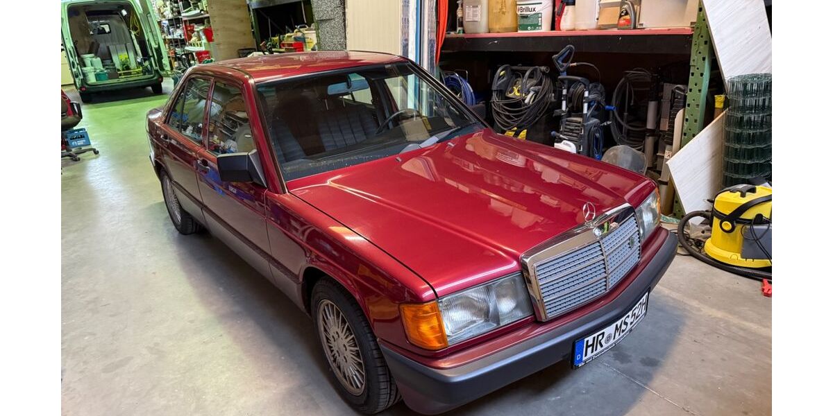 Mercedes-Benz 190 89.000 km 16.000 &euro; Felsberg 34587