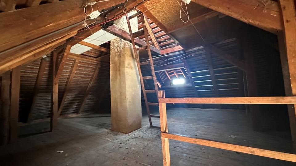 Einfamilienhaus Bischofswerda - 5 Zimmer, 90 m&sup2;, 79.000&euro; | Angebot:26963038