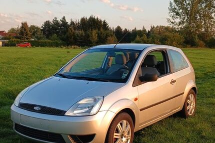 Ford Fiesta 87.903 km 2.499 &euro; Lucka 04613