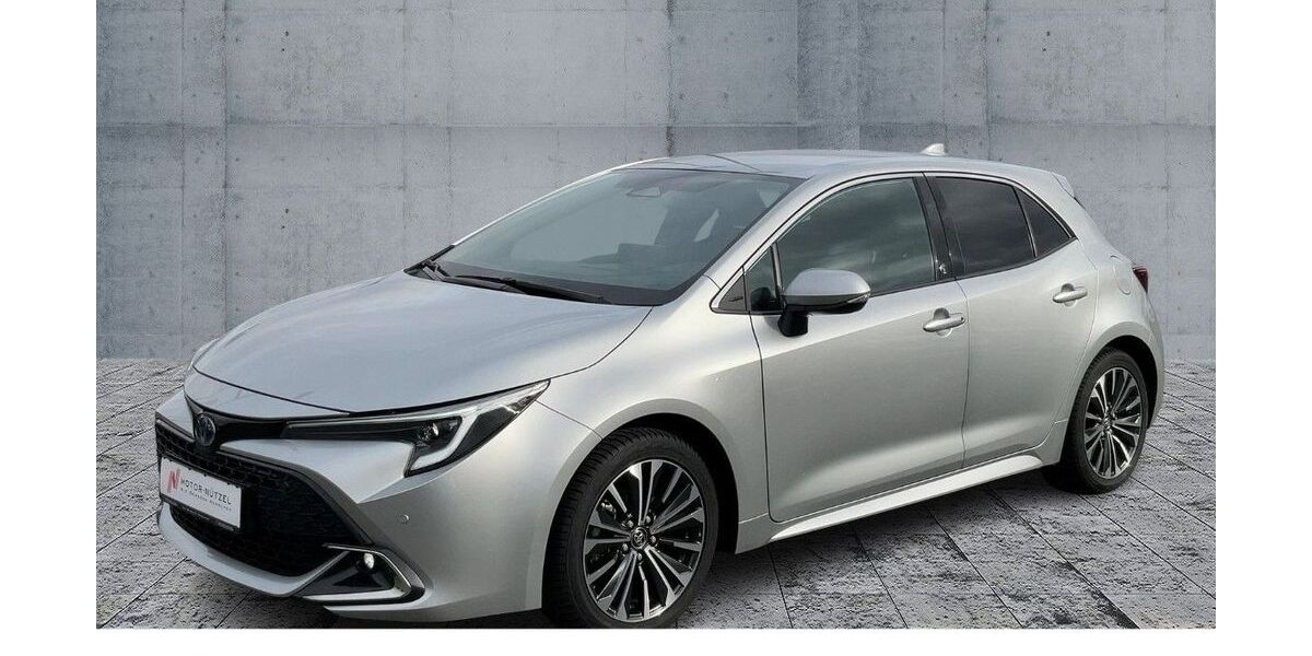 Toyota Corolla 18.959 km 24.450 &euro; Hof 95030