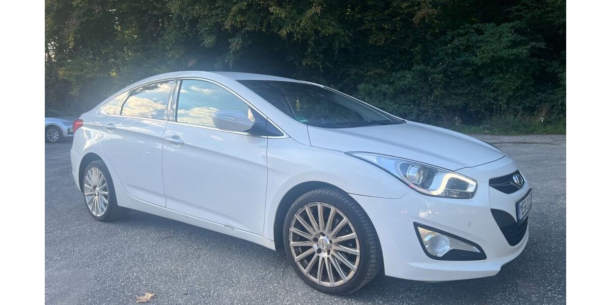 Hyundai i40 109.500 km 7.900 &euro; Melsungen 34212