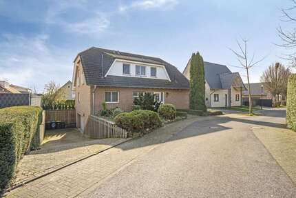 Haus Selfkant / Hillensberg Hillensberg - 6 Zimmer, 213 m&sup2;, 445.000&euro; | Angebot:25514626