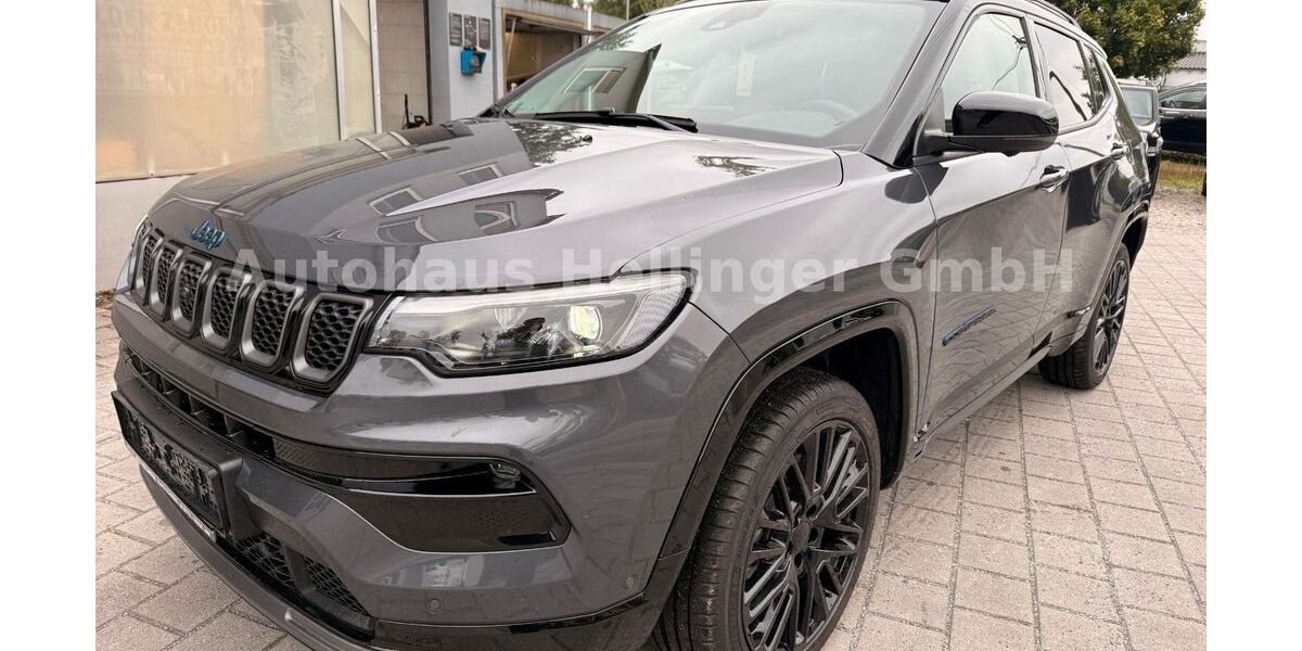 Jeep Compass 23.286 km 39.900 € Schwaig 85445